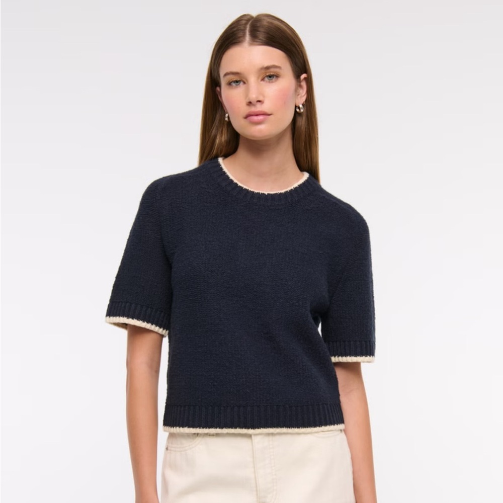 The A&F Madeline Textural Crew Sweater Tee navy blue